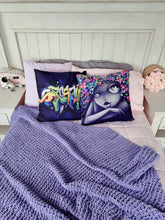 Load image into Gallery viewer, Cushion Cover: Girl
